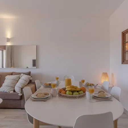 Lägenhet #386 Sea View, Stunning And Unobstructed *