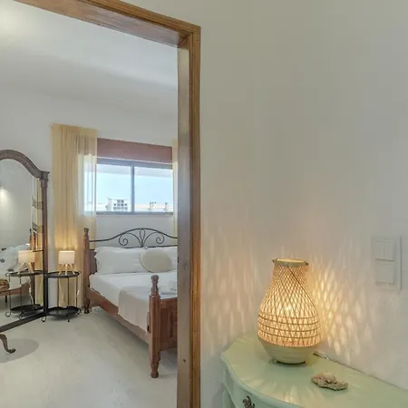 #386 Sea View, Stunning And Unobstructed Lägenhet *