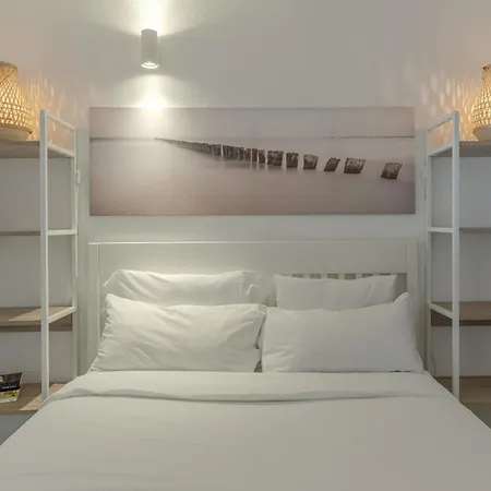#386 Sea View, Stunning And Unobstructed Lägenhet *